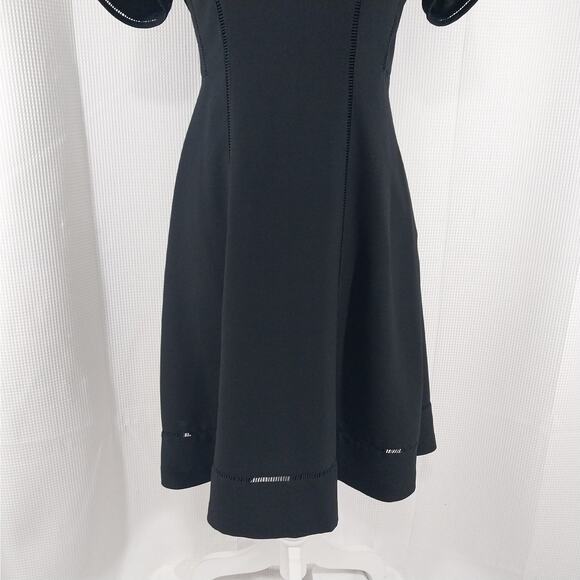 NWOT! BANANA REPUBLIC! ELEGANT BLACK PICOT TRIMMED "LITTLE BLACK DRESS!" SZ 6 - Picture 4 of 8